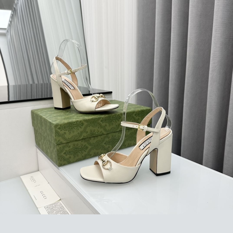 G*u*i high heels